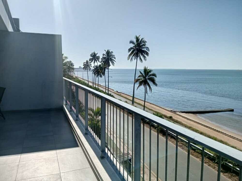 T4 Penthouse For Rent With Sea View in Condominium Maresias
