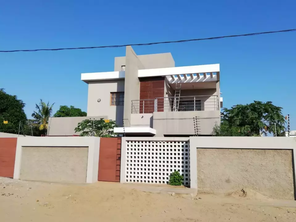 4-Bedroom House for Sale in Matola