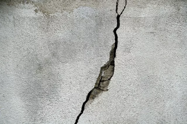Como Reparar Fissuras em uma Parede: Soluções Simples para um Problema Comum