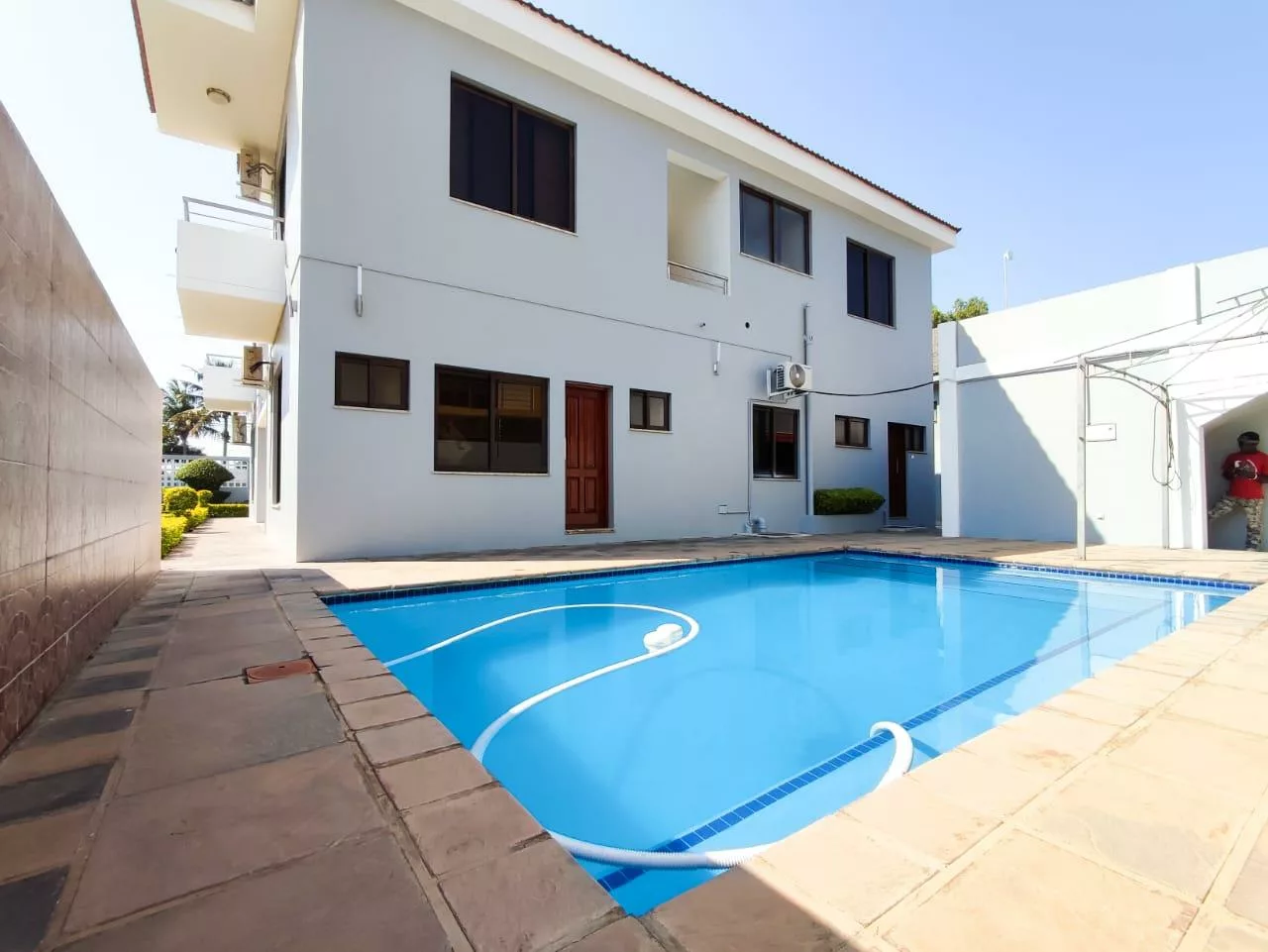 For Rent: 4+2 Bedroom House in Sommerschield 2, Maputo