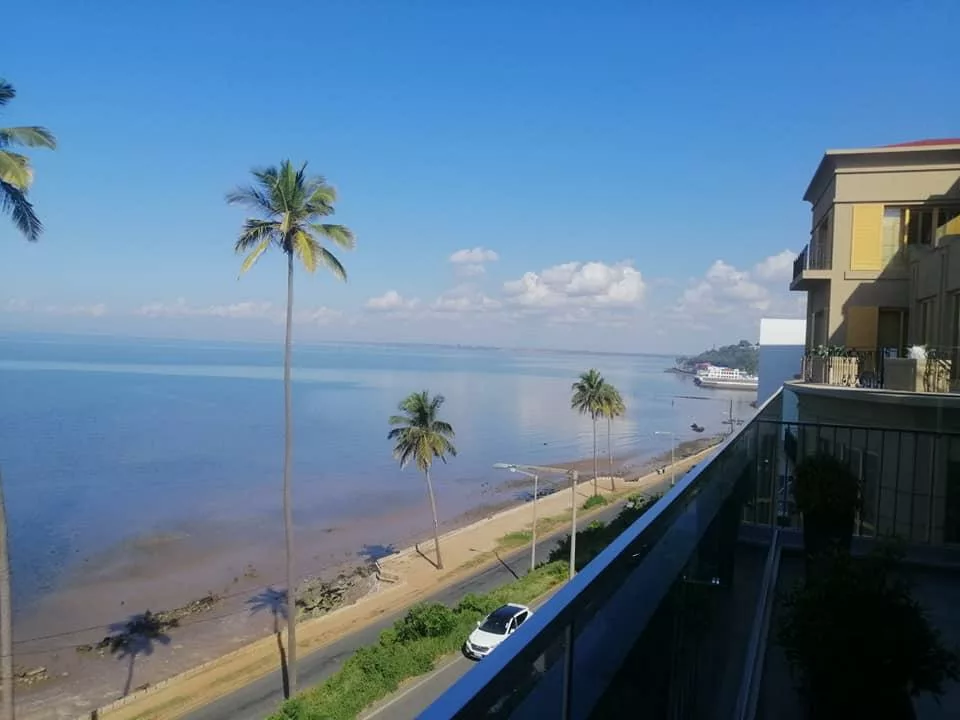 Arrendamento de Apartamento T2 Mobilado com Vista ao Mar no Condomínio Maresias, Costa do Sol, Maputo