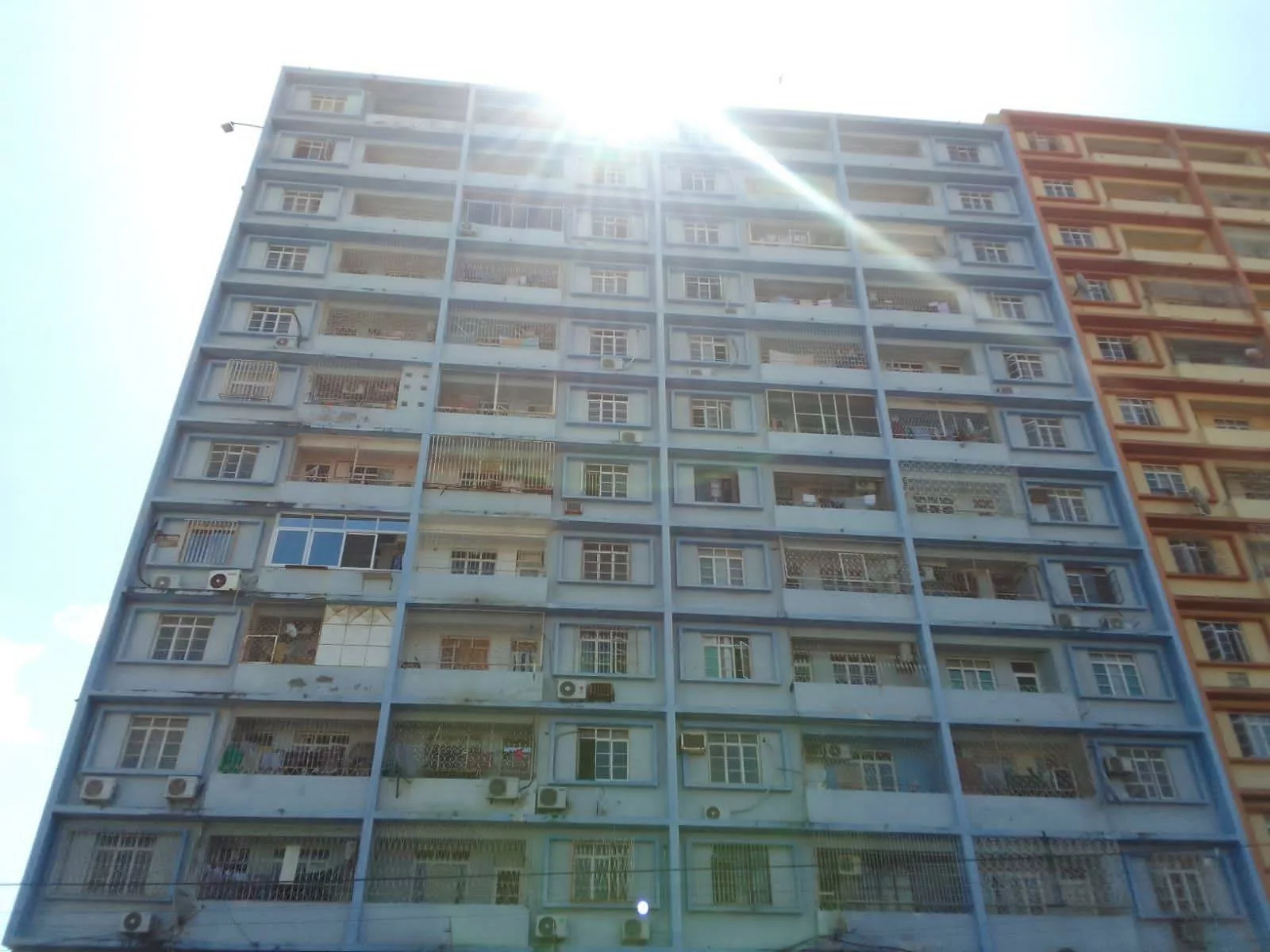 Venda de Apartamento T2+1 Moderno com Elevador e Estacionamento no 7º Andar  na Zona da Baixa, Av. Filipe Samuel Magaia, Maputo