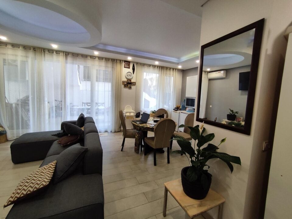 Arrendamento de Apartamento T2 Mobilado no Umran, Polana