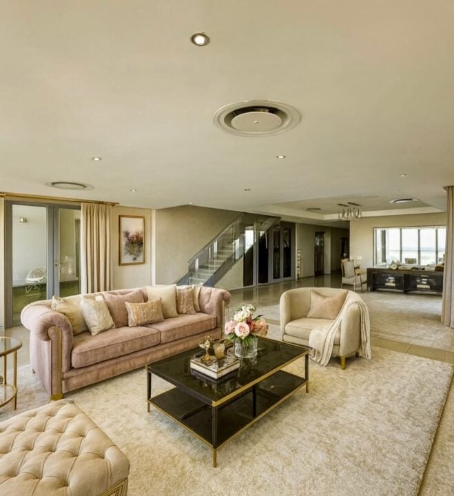 Arrendamento de Luxuosa Duplex T4 no Condomínio Marés, Costa do Sol