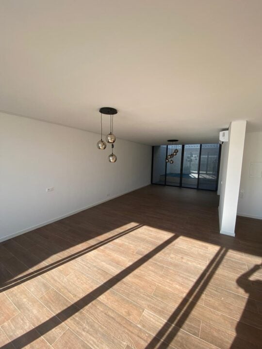 Arrendamento de Moradia T4 no Condomínio Sommerschield Gardens