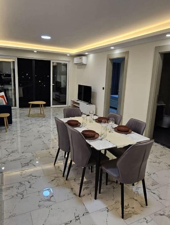 Arrendamento de Apartamento T1 Mobilado – Condomínio Parkmoza, Av. Marginal