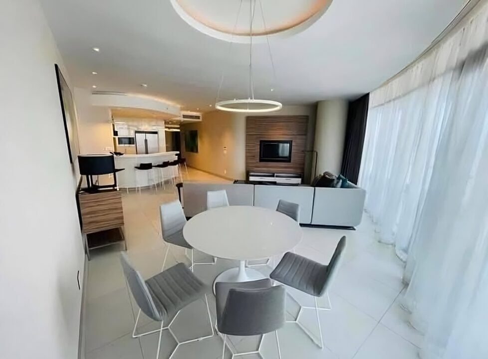 Rental of a T3 Apartment at Torres Rani, Av. Marginal