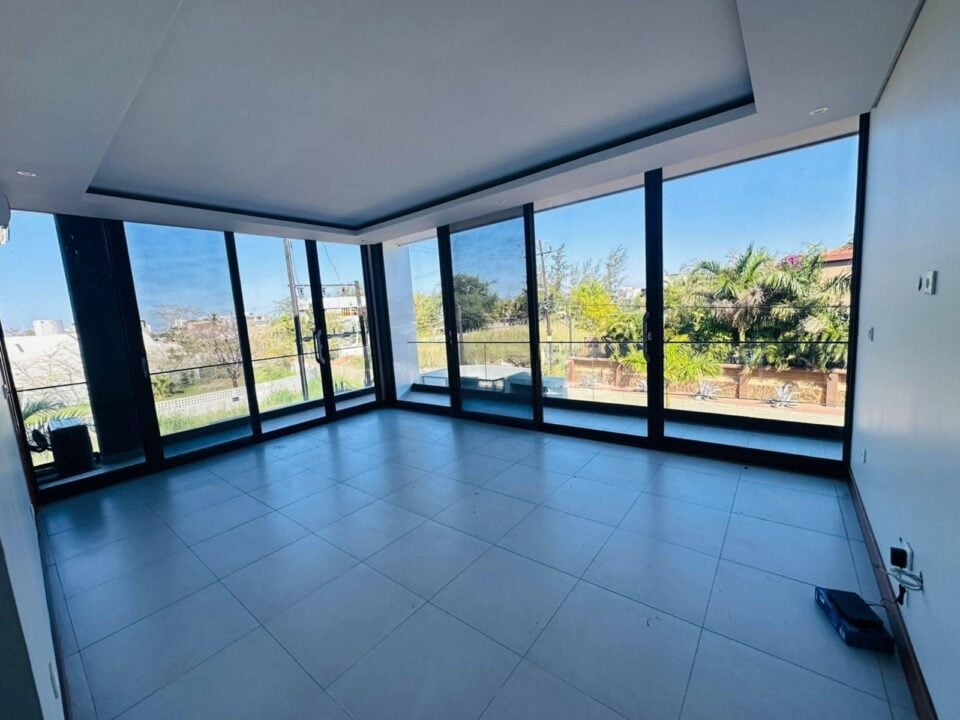 Arrendamento de Apartamento T4 nas Quatro Torres, Triunfo Novo