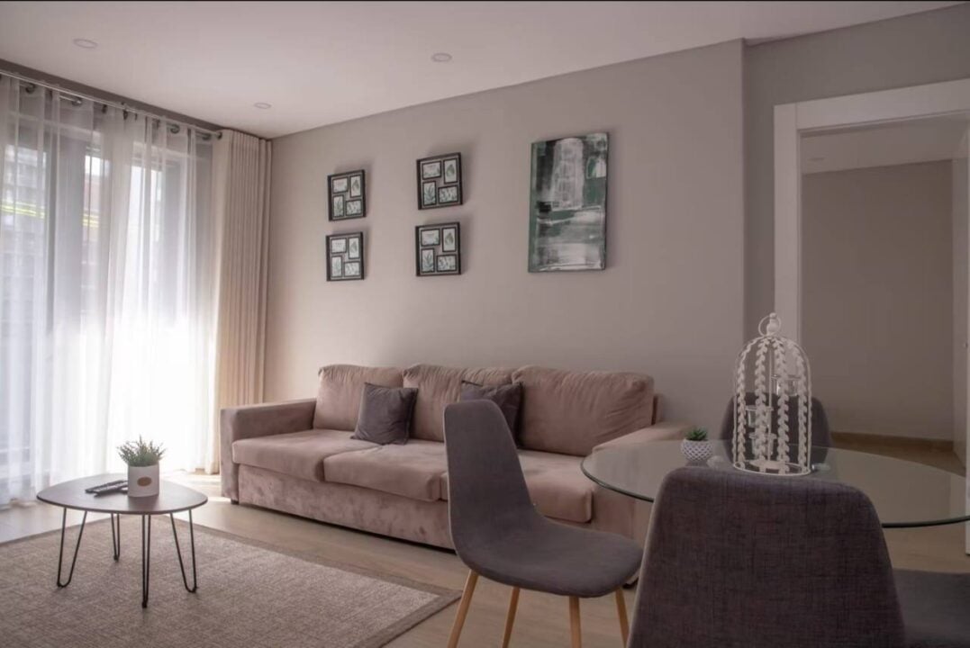 Arrenda-se Apartamento T1 Mobilado no Condomínio Toprak – Av. Julius Nyerere