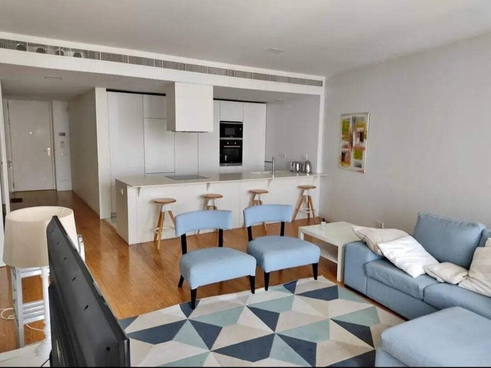 Arrenda-se Apartamento T1 no Condomínio Platinum Residence