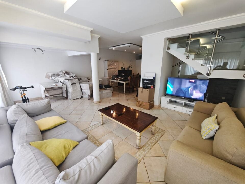 Arrenda-se Apartamento T3 no Condomínio Golden Sun – Triunfo