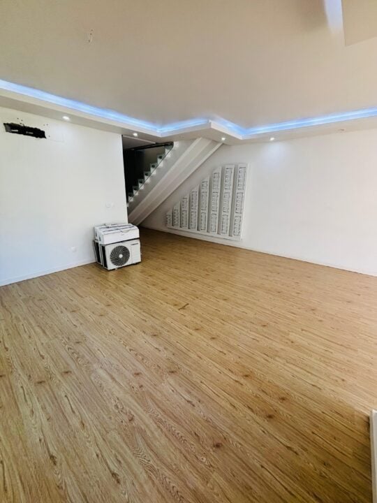 Moradia T3 Moderna com Piscina à Venda no Condomínio Mares – Triunfo