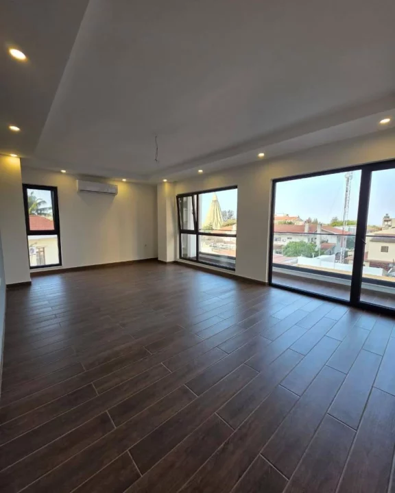 Arrenda-se Apartamento T3 Com Piscina, Ginásio e Jardim no Condomínio Maria do Carmo, Sommerschield