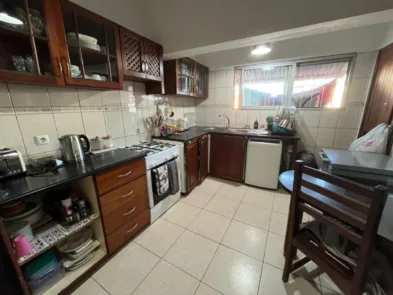 Apartamento T3 com 2 WC com Varanda, Ar condicionado disponivel para arrendar em Maputo - Sommerschield
