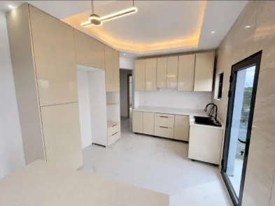 Apartamento Tipo 3  para alugar - Liberdade Pelo preco de 30000 MZN